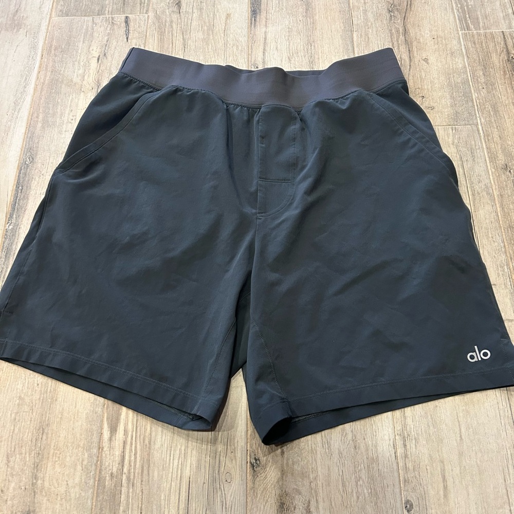 Men’s Alo Yoga Repetition Shorts 7”, M, $68